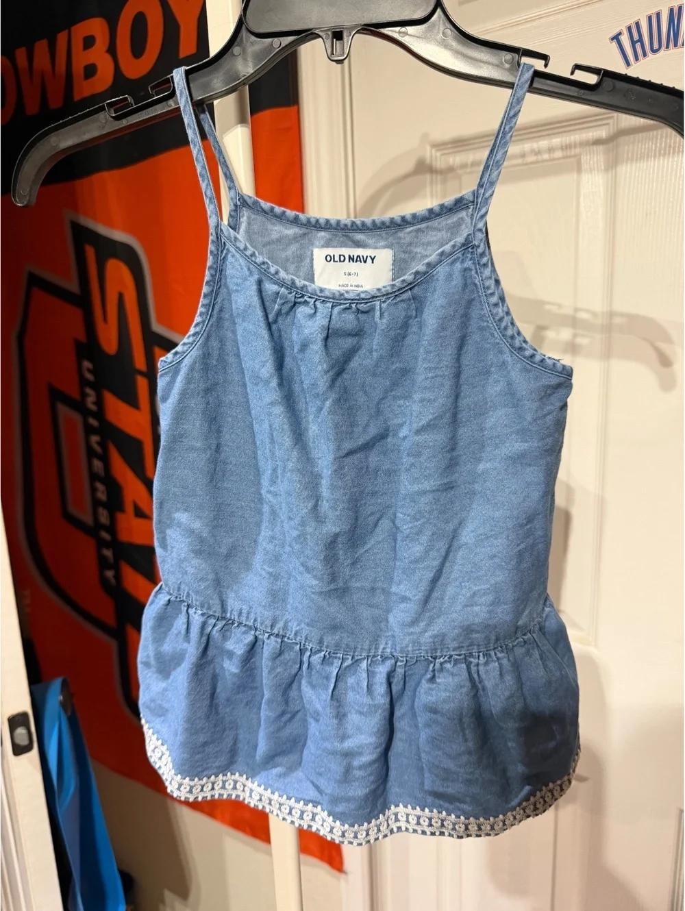Old Navy Girls' Blue Denim Sleeveless Peplum Top Size S (6-7) with White Embroir